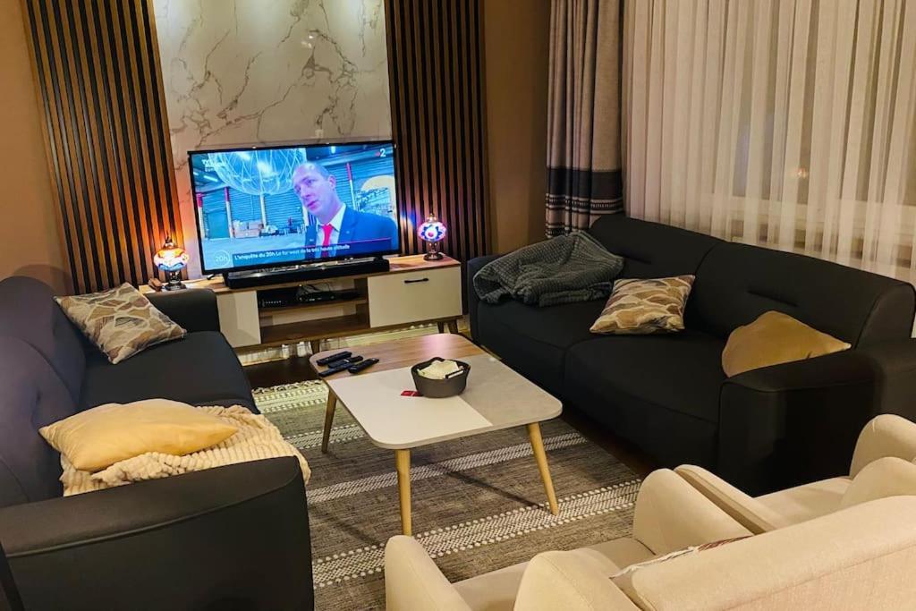 Sisli Osmanbey Taksim Large Terrace, Quietness And Space Apartman Isztambul Kültér fotó