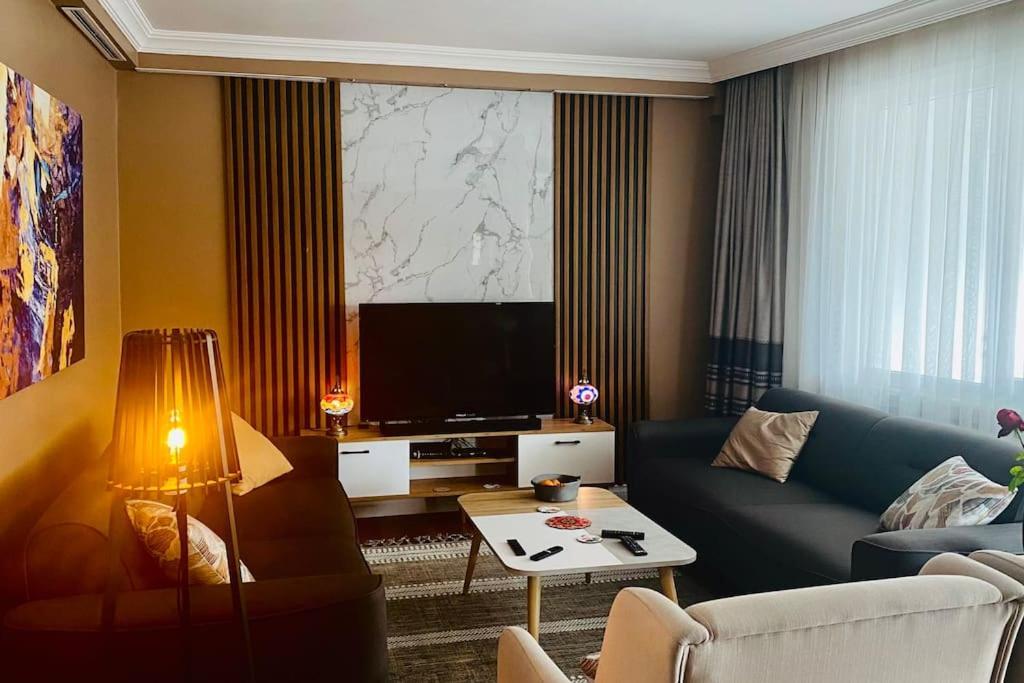 Sisli Osmanbey Taksim Large Terrace, Quietness And Space Apartman Isztambul Kültér fotó
