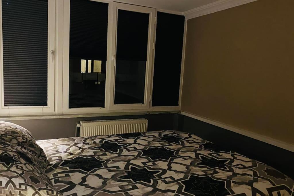 Sisli Osmanbey Taksim Large Terrace, Quietness And Space Apartman Isztambul Kültér fotó